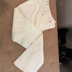 NWOT Cabi Women's Cream Jeans